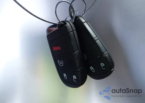 2018 Jeep Renegade Latitude 4X4 z USA, uszkodzony, nr VIN ZACCJBBB0JPH83420